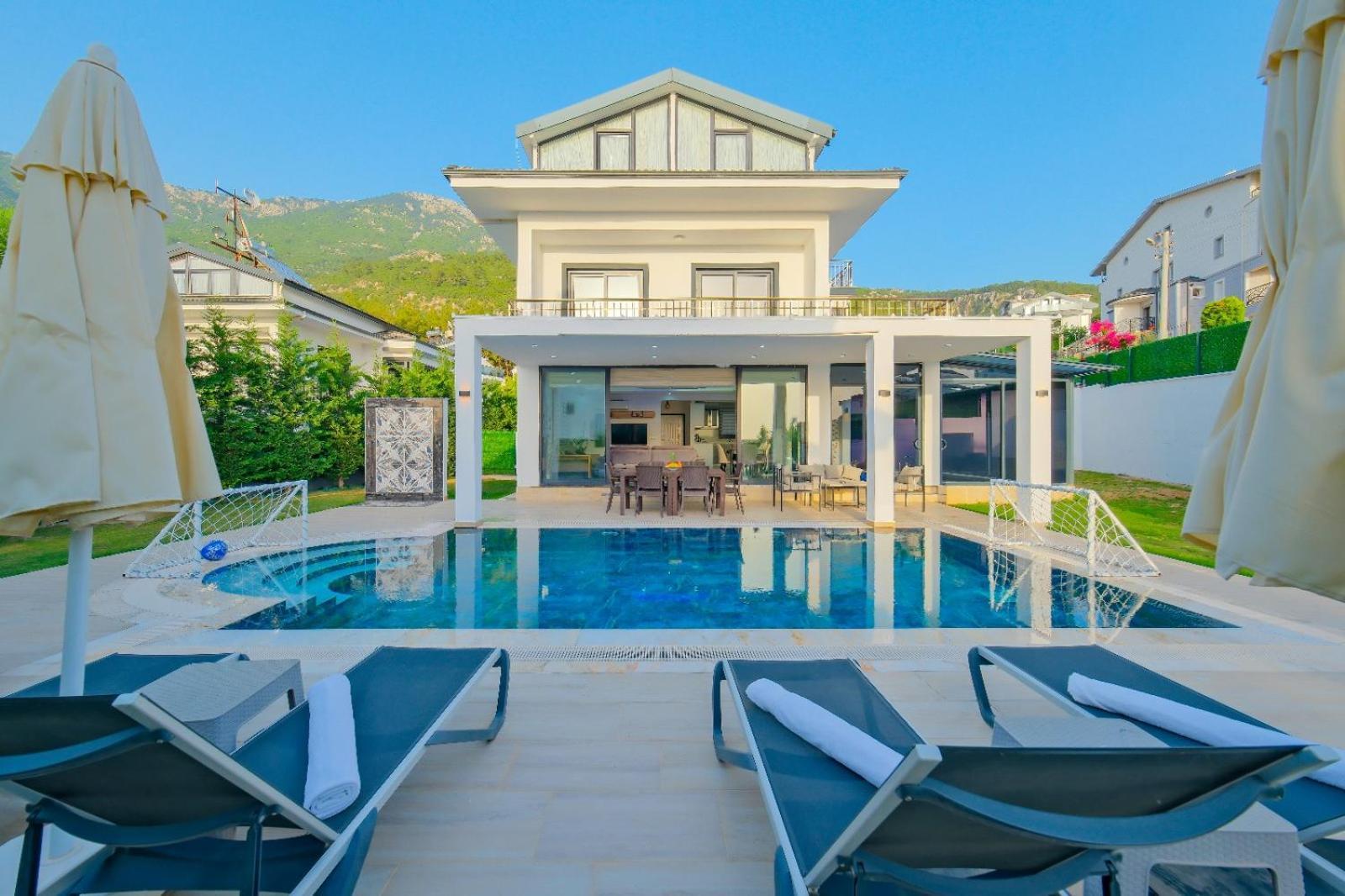 Villa Defnem 1