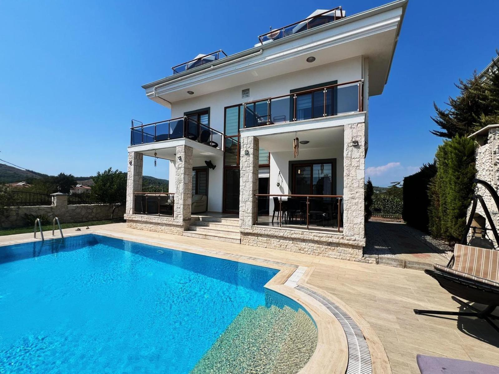 Ad Reeki Fethiye