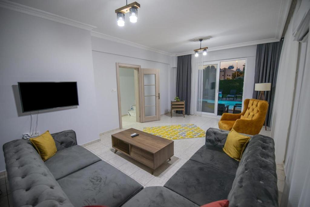 Villa Anemon,