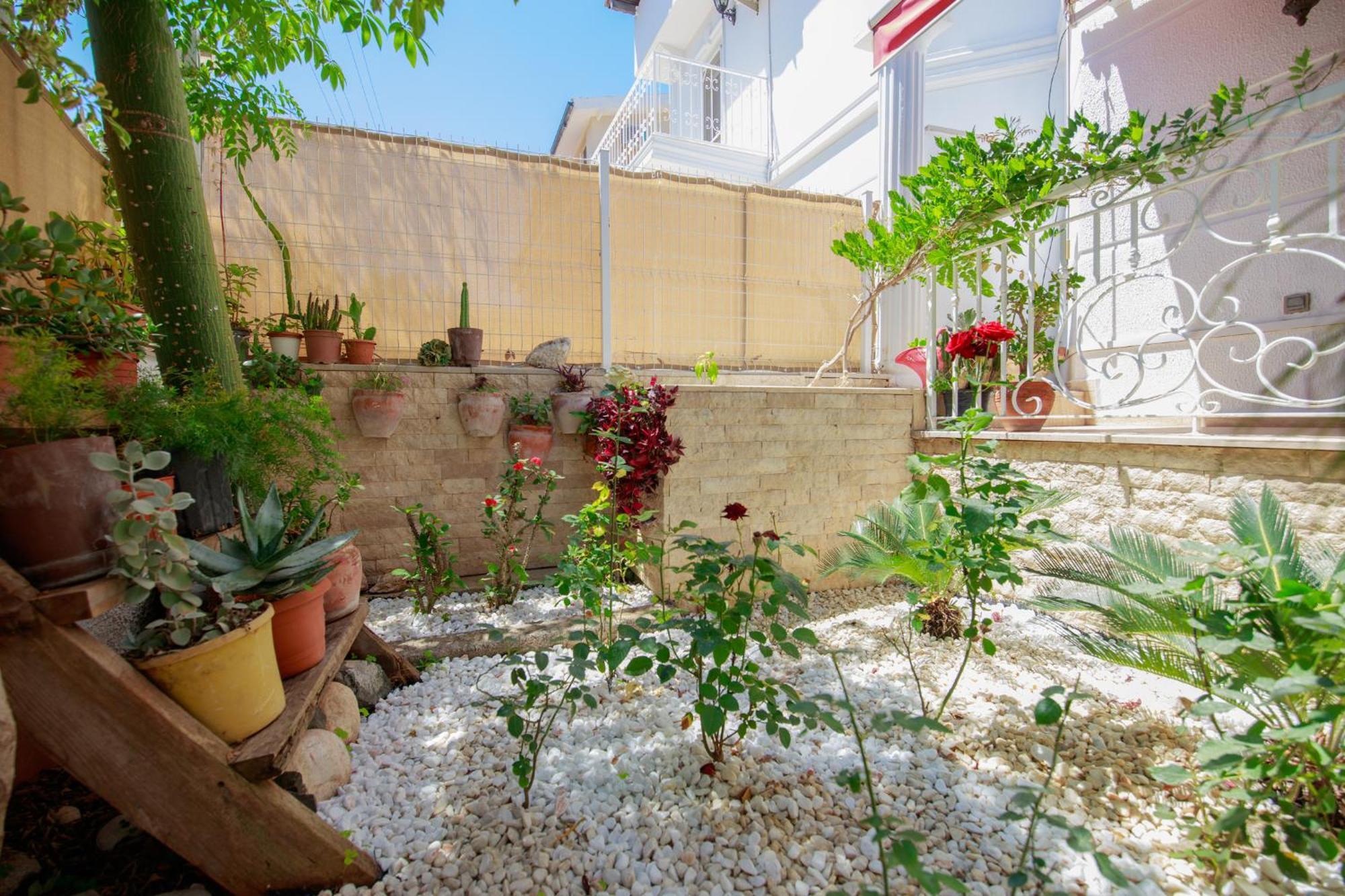 Villa Atlas *