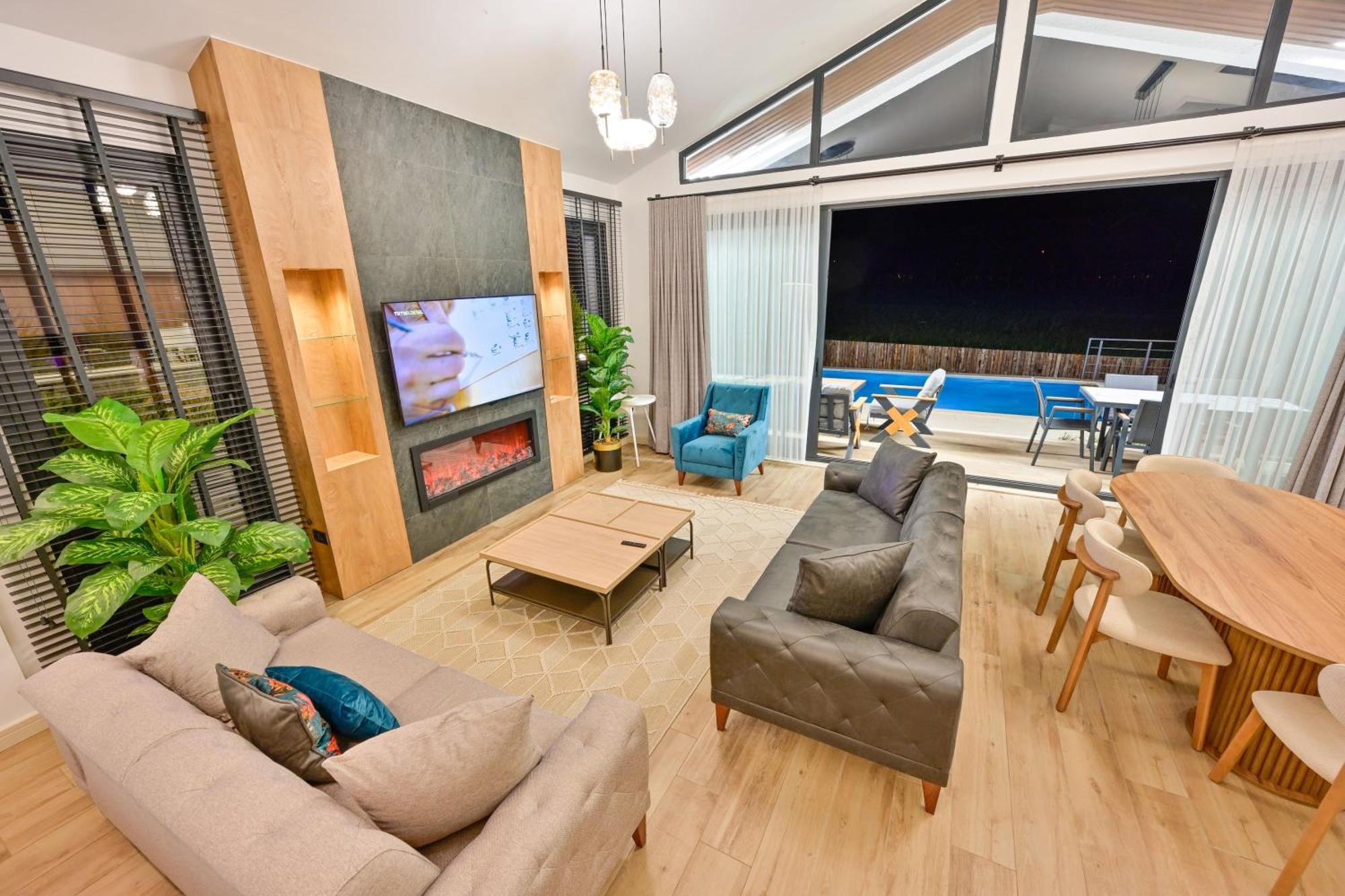 Odella - Luxury Villa For 6 In Seydikemer Zorlar Villa