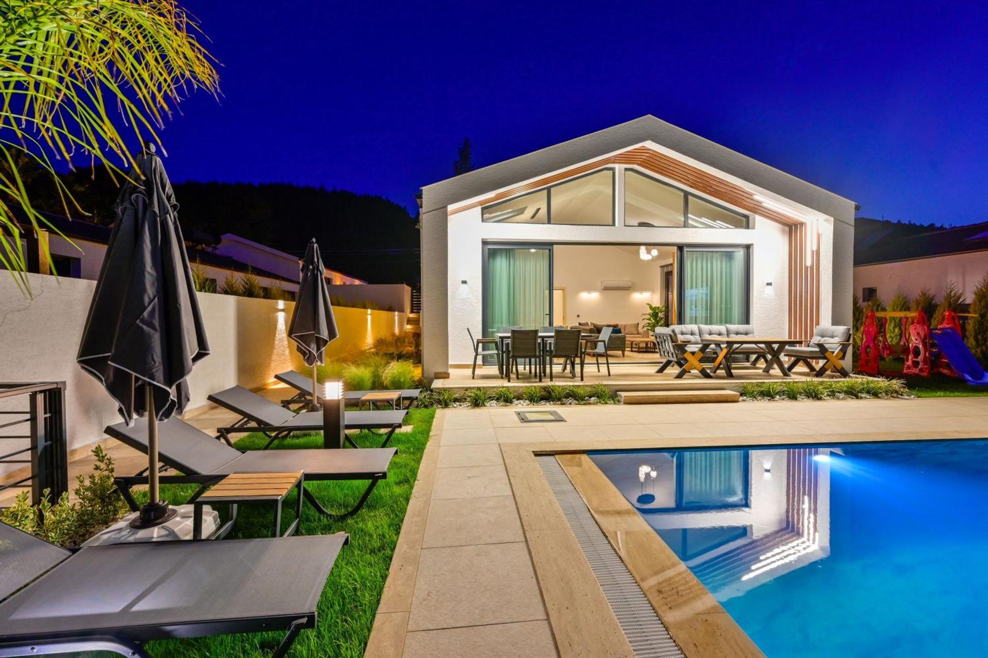 Odella - Luxury Villa For 6 In Seydikemer Zorlar * Fethiye