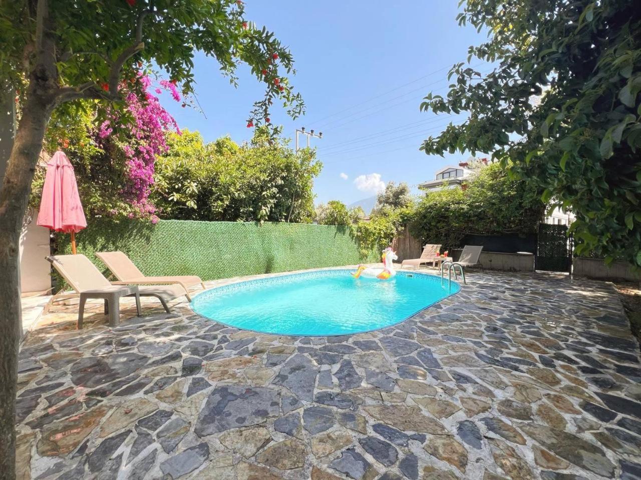 Burla Calis Villa *
