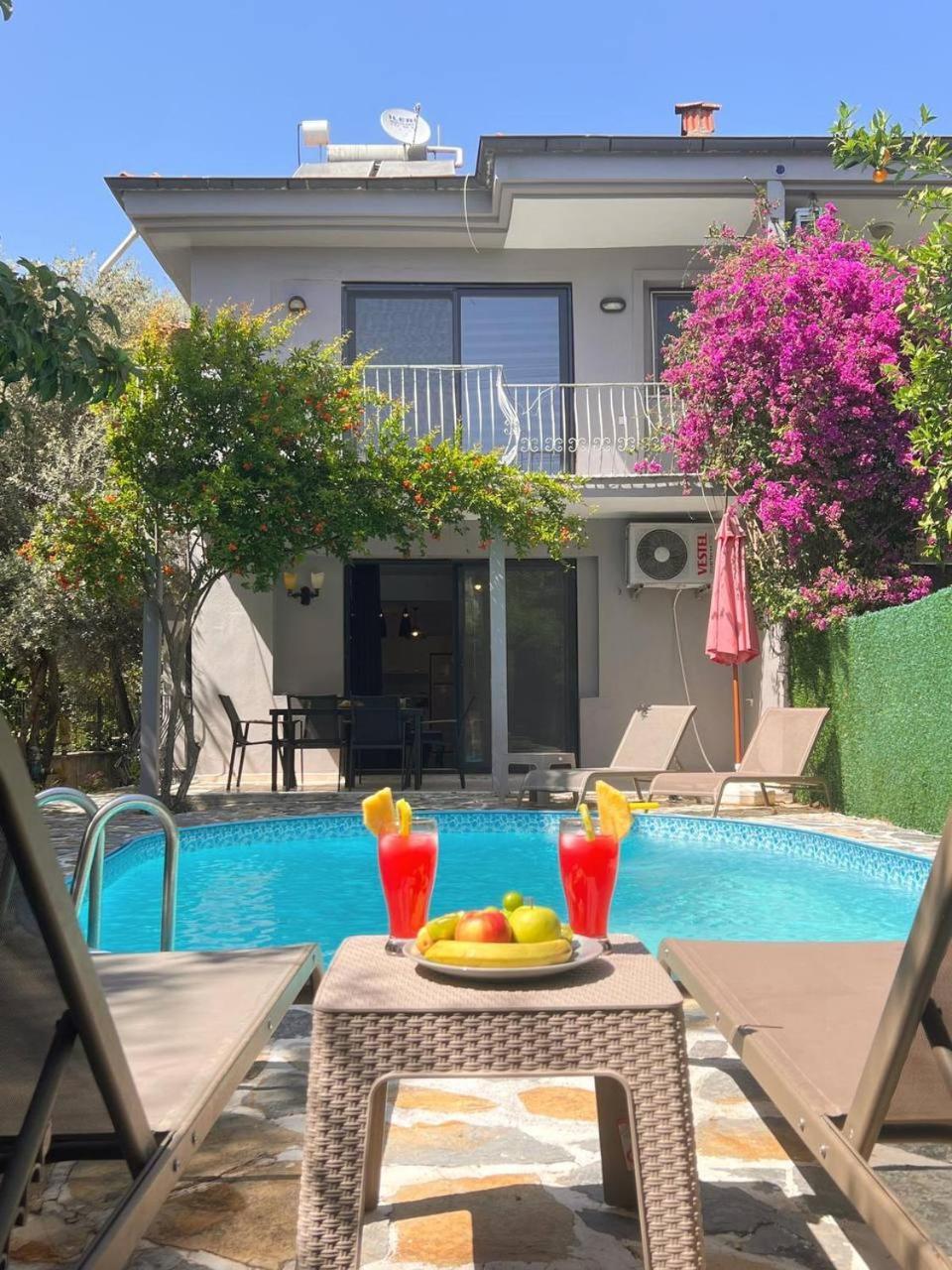 Burla Calis Villa