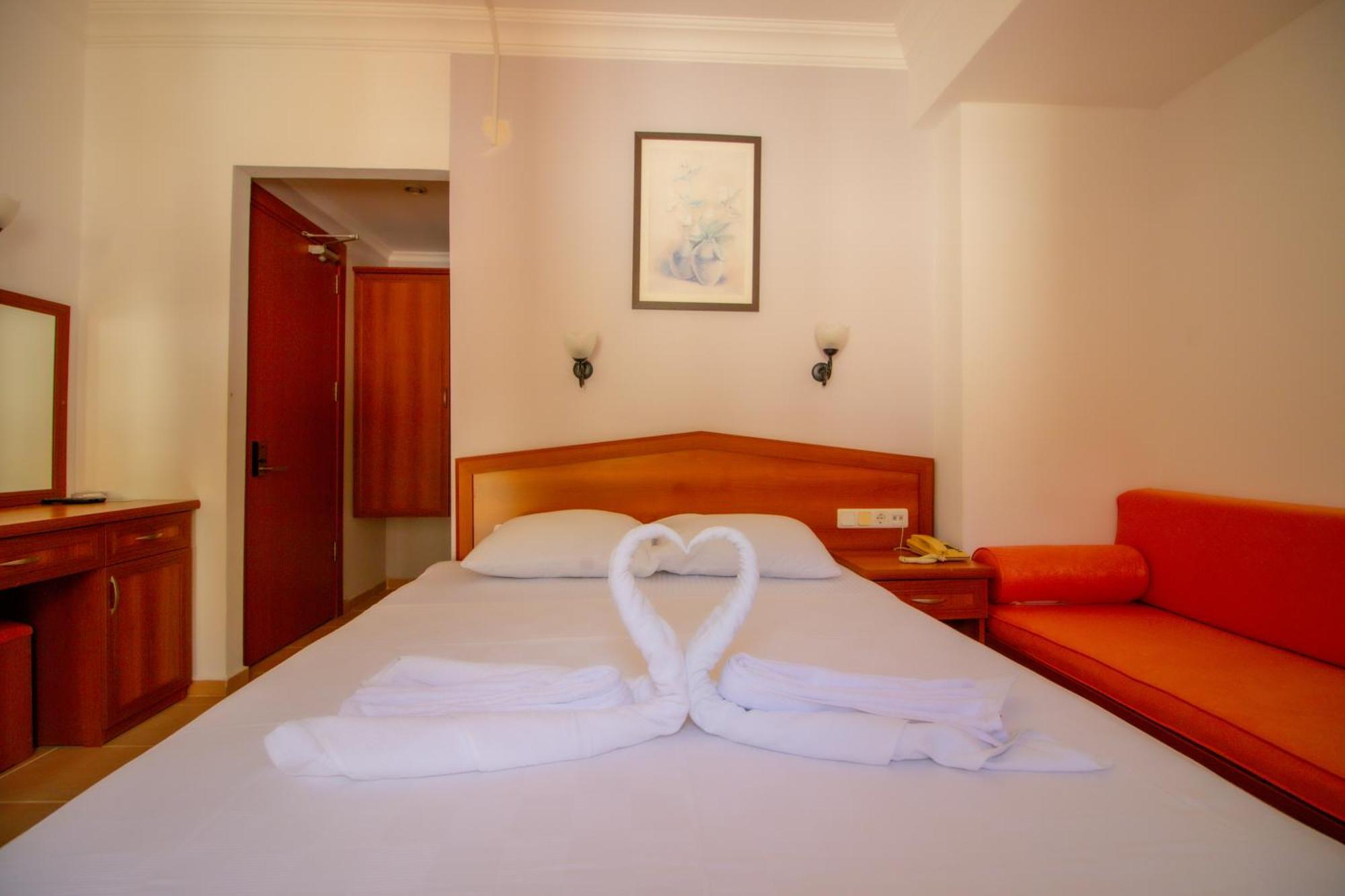 Celeste Hotel
