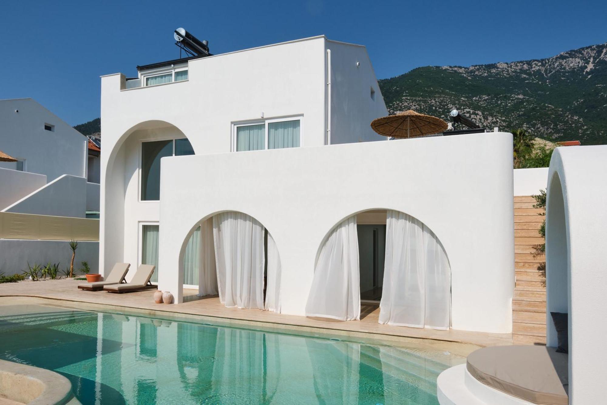Villa Neox With 2 Pools, Jacuzzi, Sauna & Minigolf Fethiye