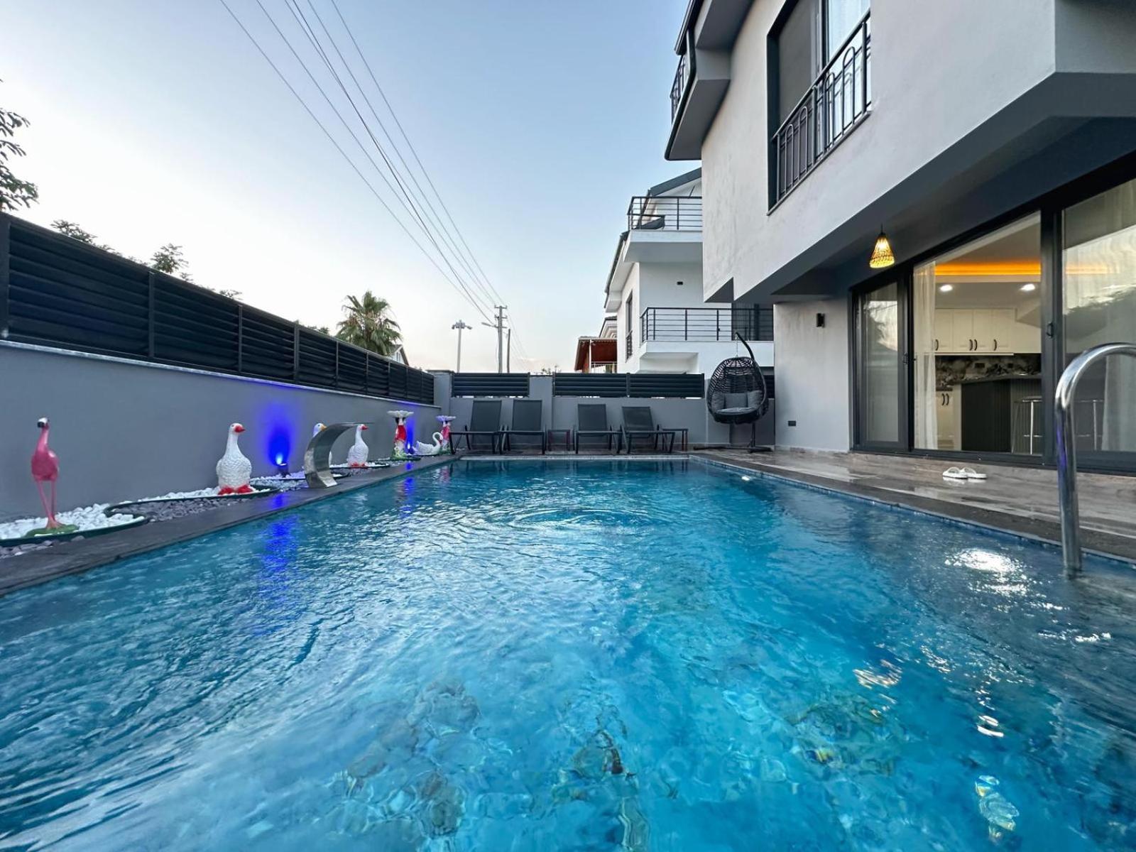 Moonlight Villa *