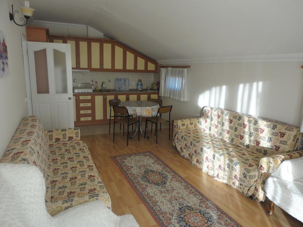 Hotel Cicek &