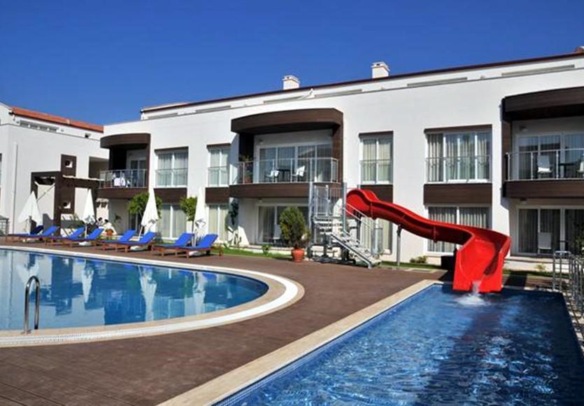 Odyssey Aparthotel 3*