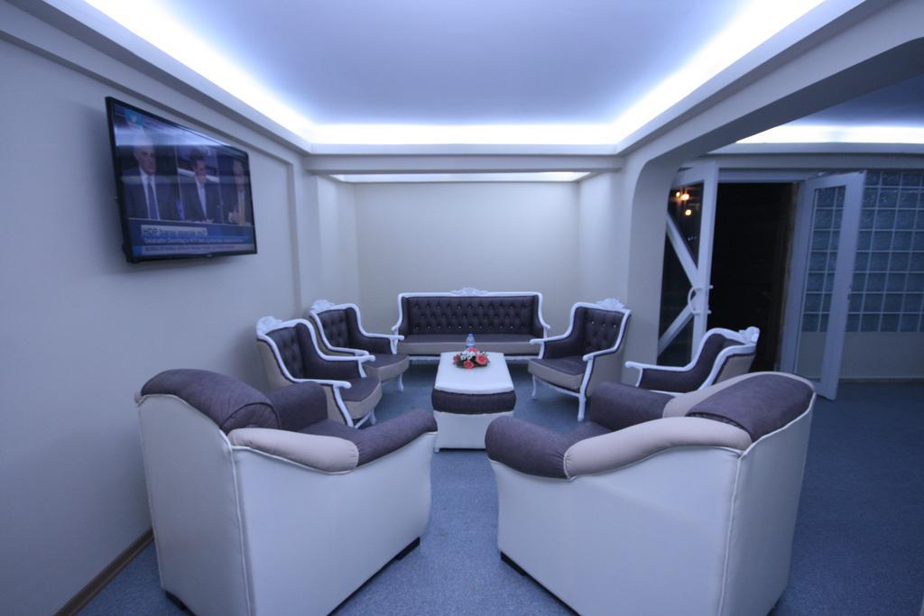 Otel Adrian