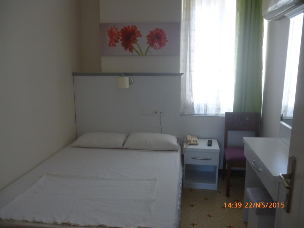 Hotel Cicek &
