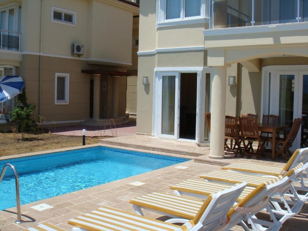 Sunset Beach Club Aparthotel