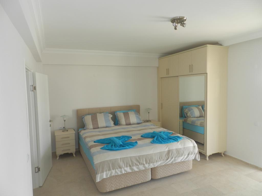 New Age Oleander And Meander Villa