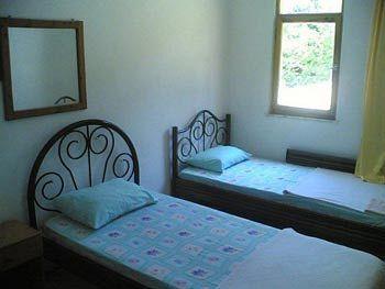 Hostel Ferah Monica's Place