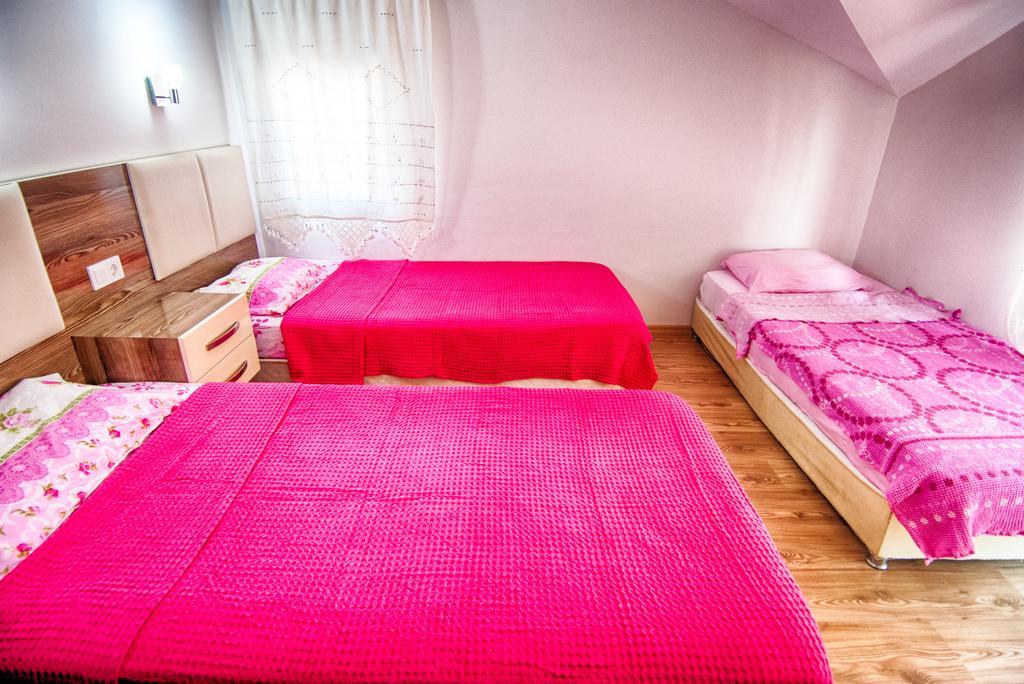 Aparthotel Burak Apart *