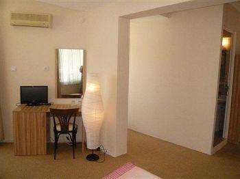 Otel Status