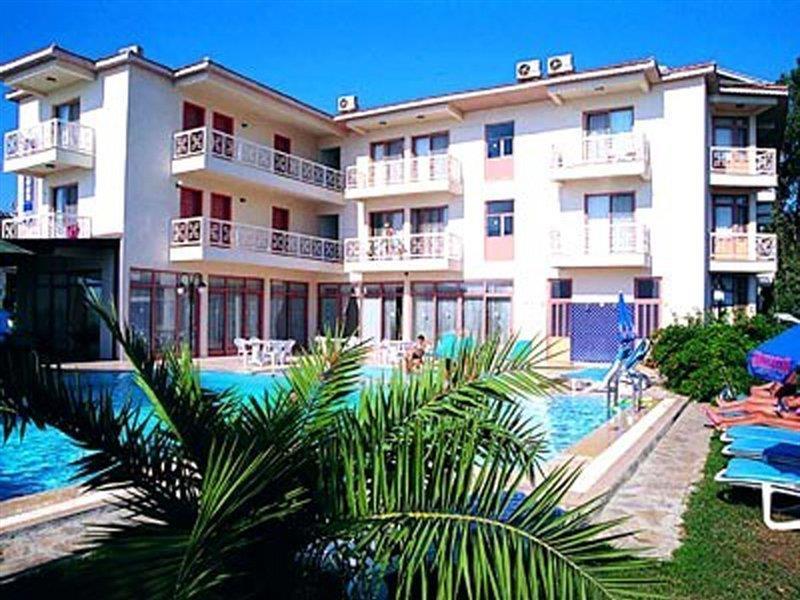 Hotel Ceren 2*