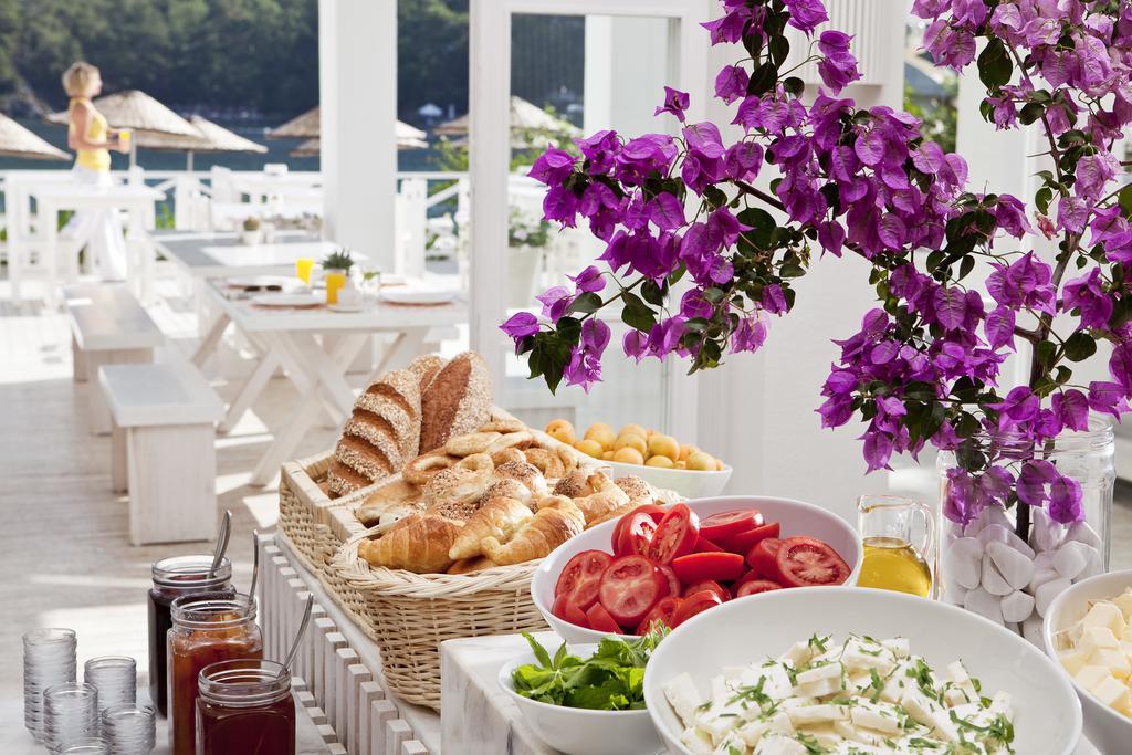 Resort Hillside Club