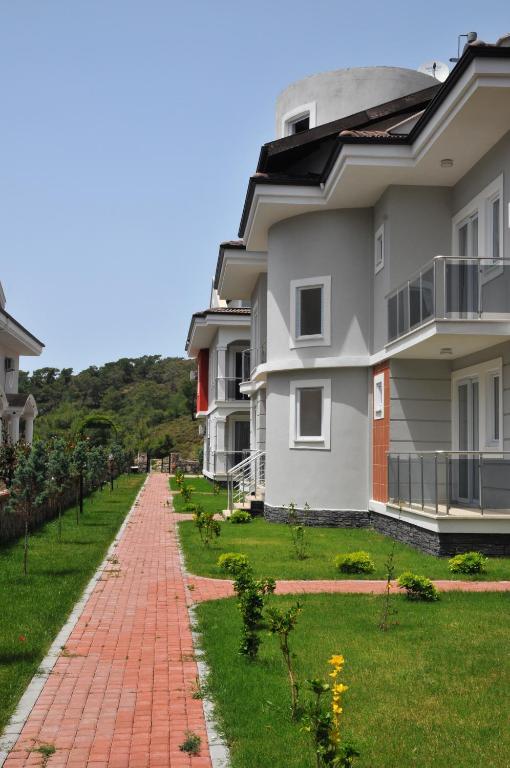 Legend Apartment *