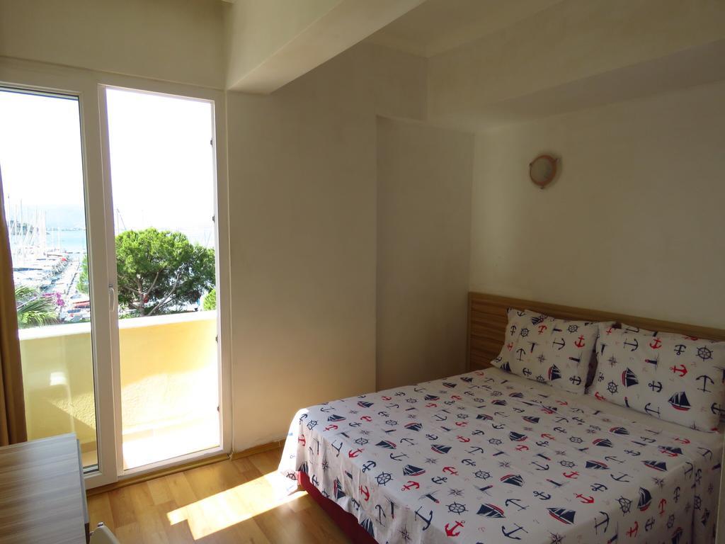 Otel Status 2*