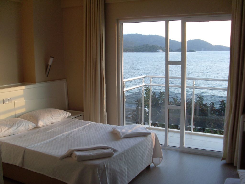 Makri Hotel 3*