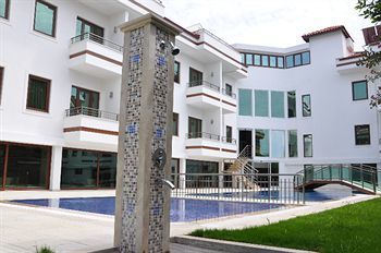 Malahit Exclusive Otel 2*