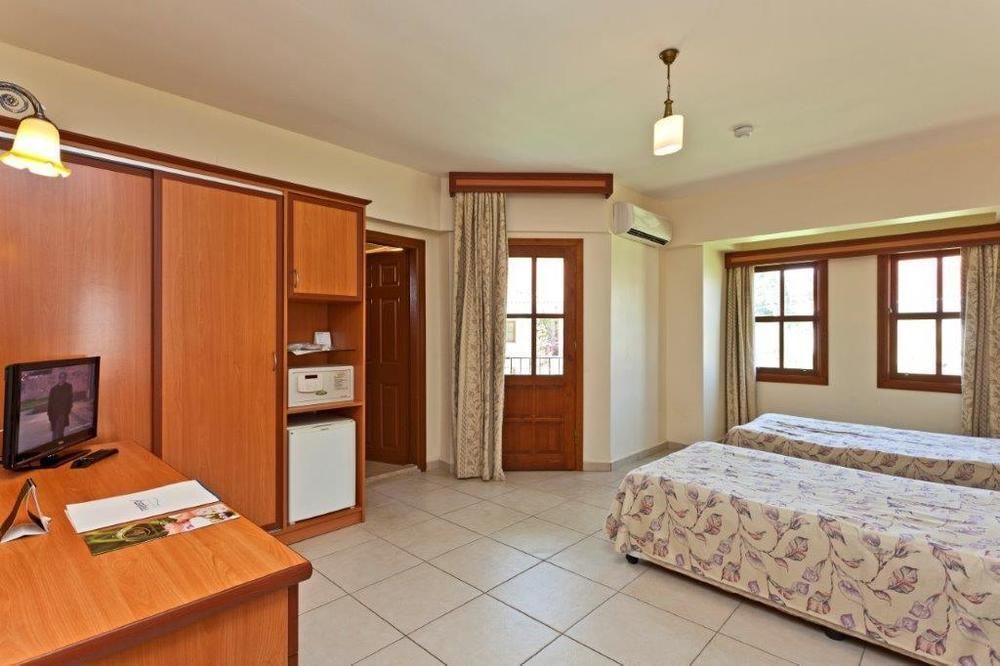Otel Katranci Park 3*