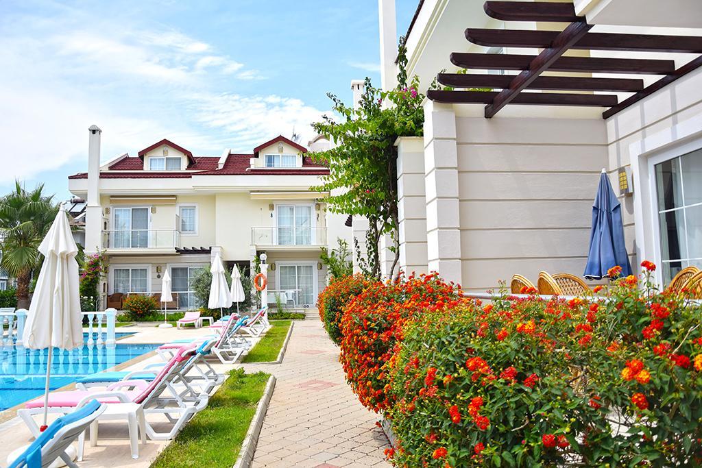 Ocean Beach Club B2 *