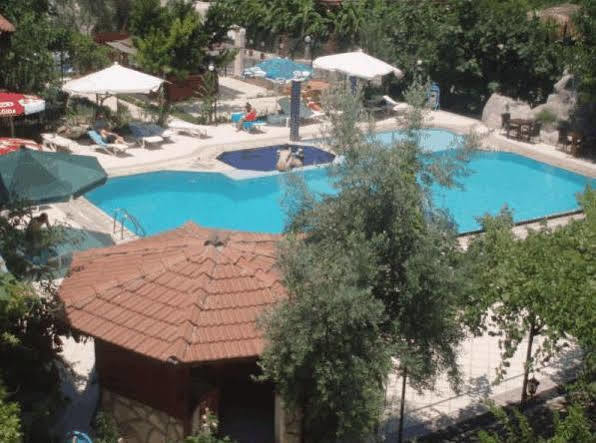 Hotel Suzanne *
