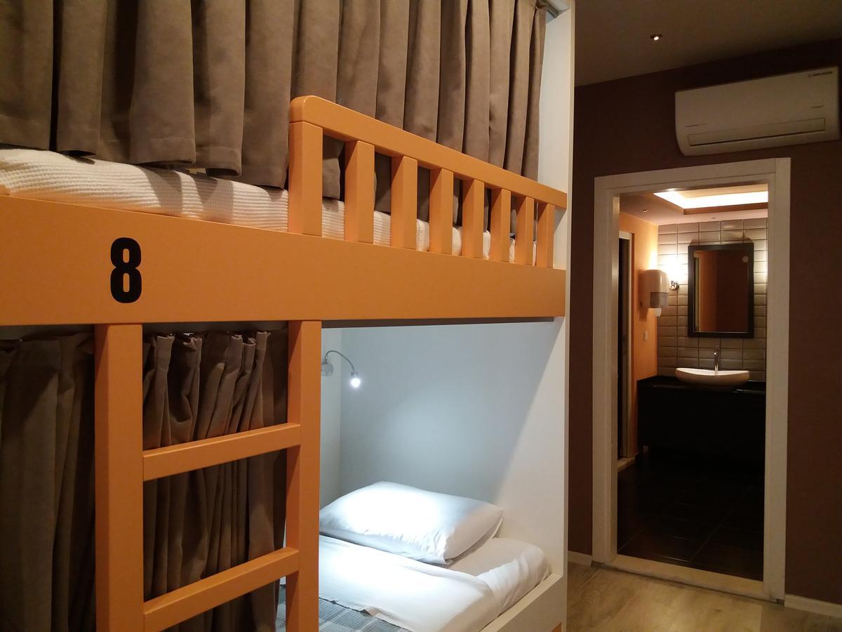 Sakura Hostel *