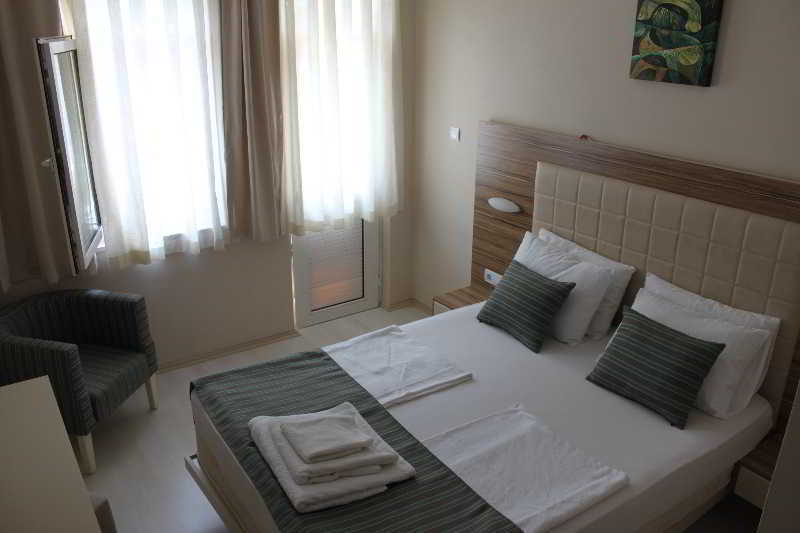 Otel Cenk Bey
