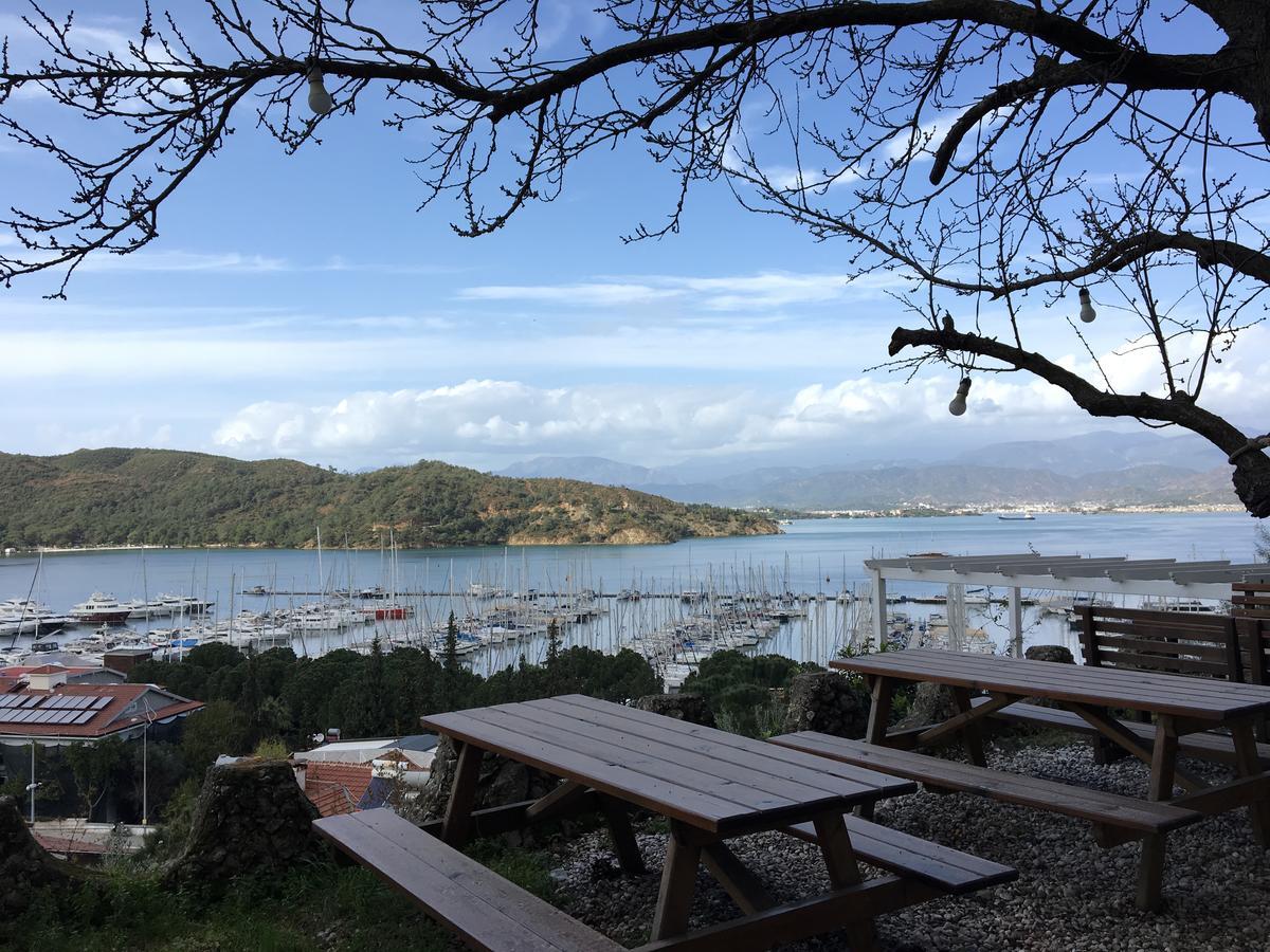 El Camino & Pub Hostel Fethiye