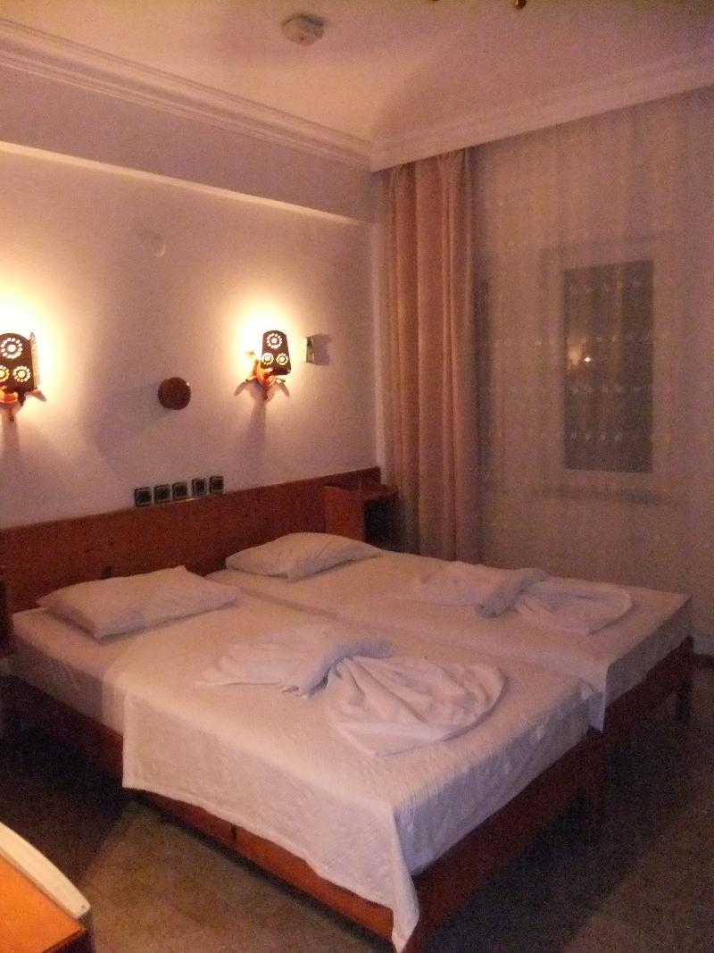 Truva Otel 3*