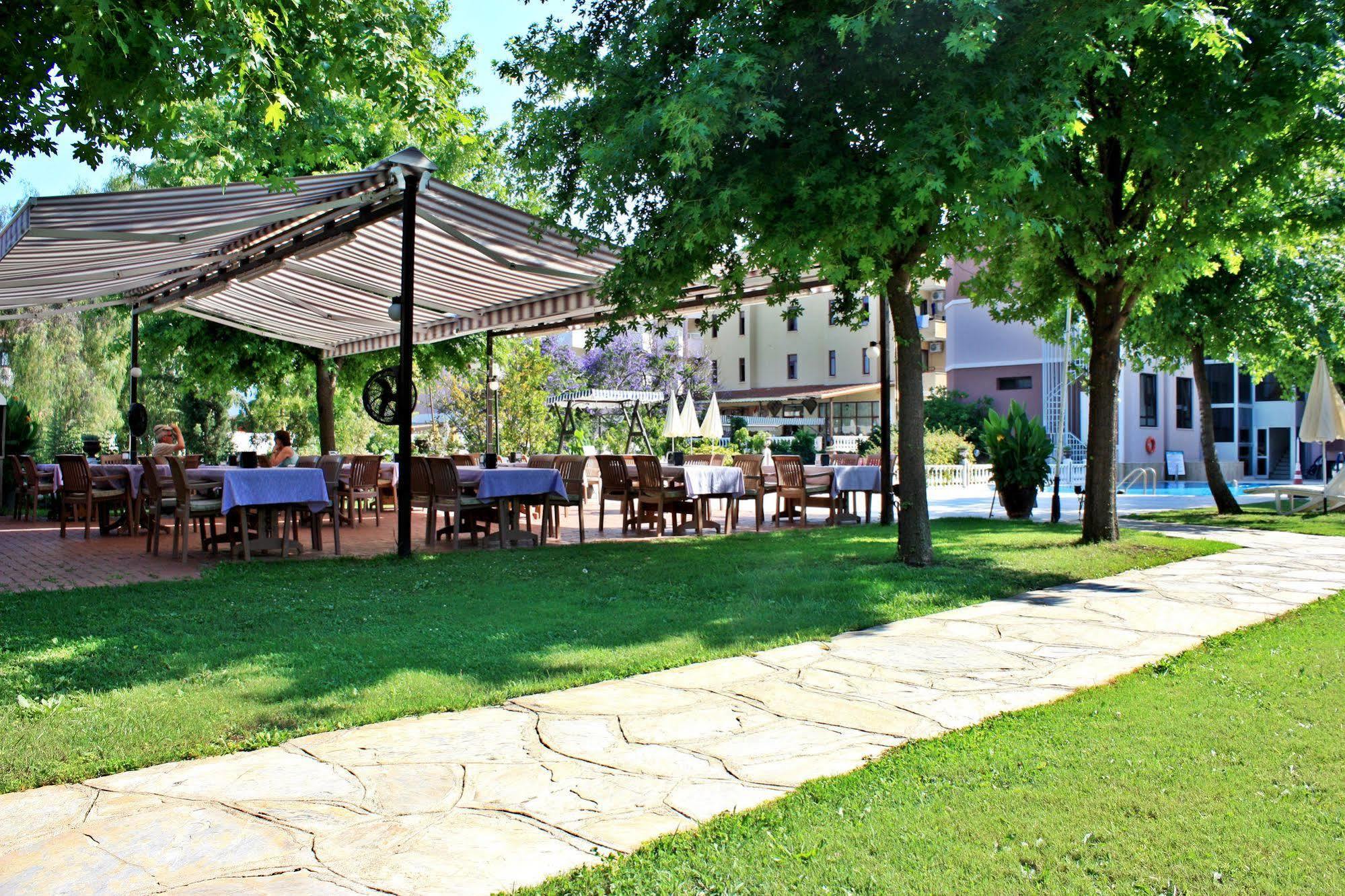 Hotel Mendos Garden Exclusive