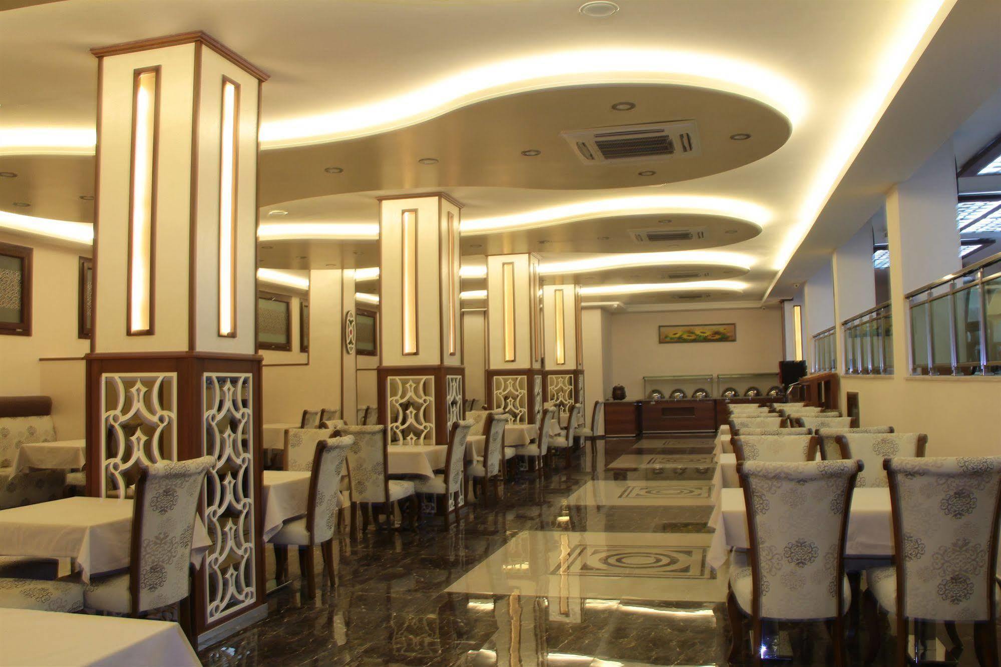 Malahit Exclusive Hotel 2*