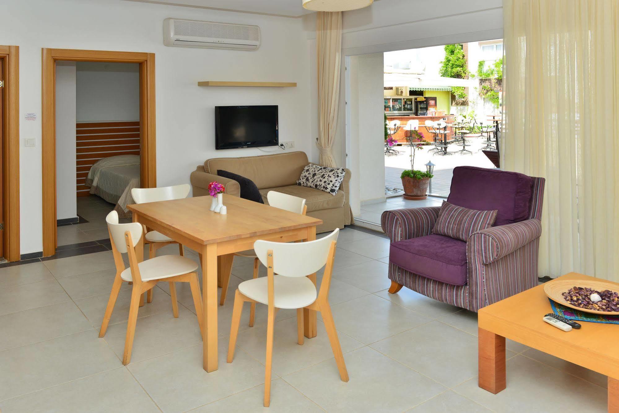 Odyssey Aparthotel Fethiye