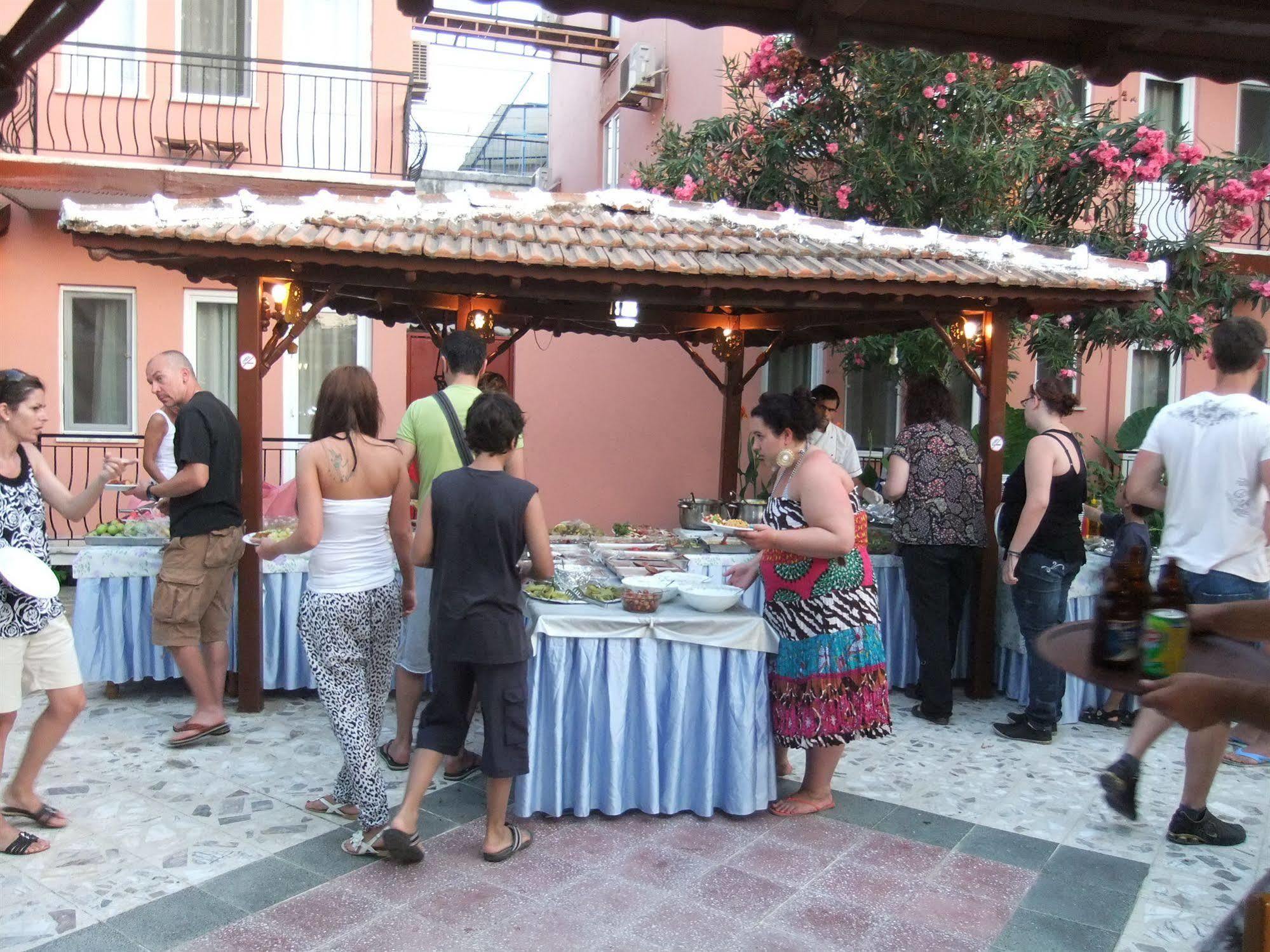 Truva - Boutique Class Hotel 2*