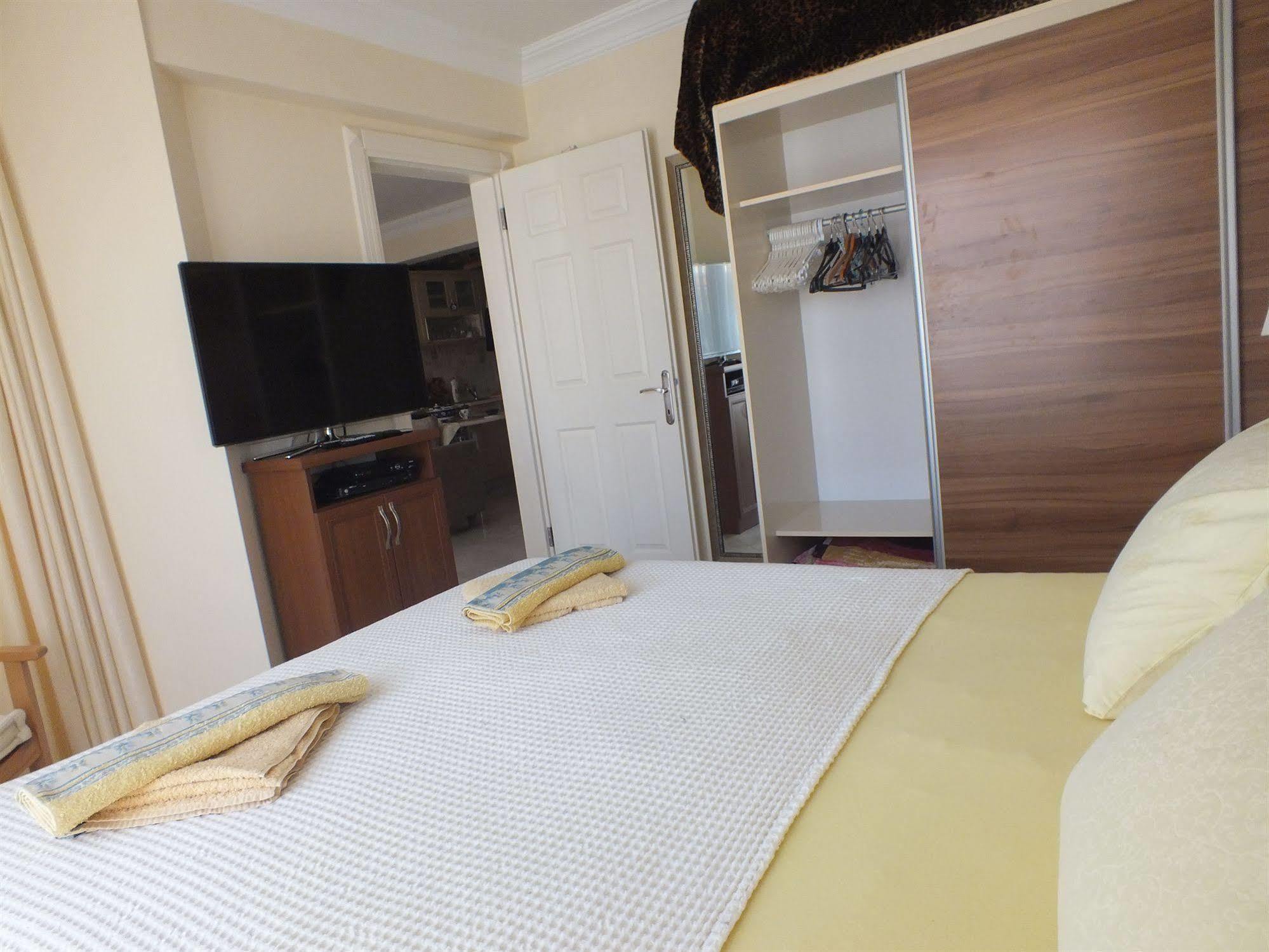 Sunset Beach Club Aparthotel