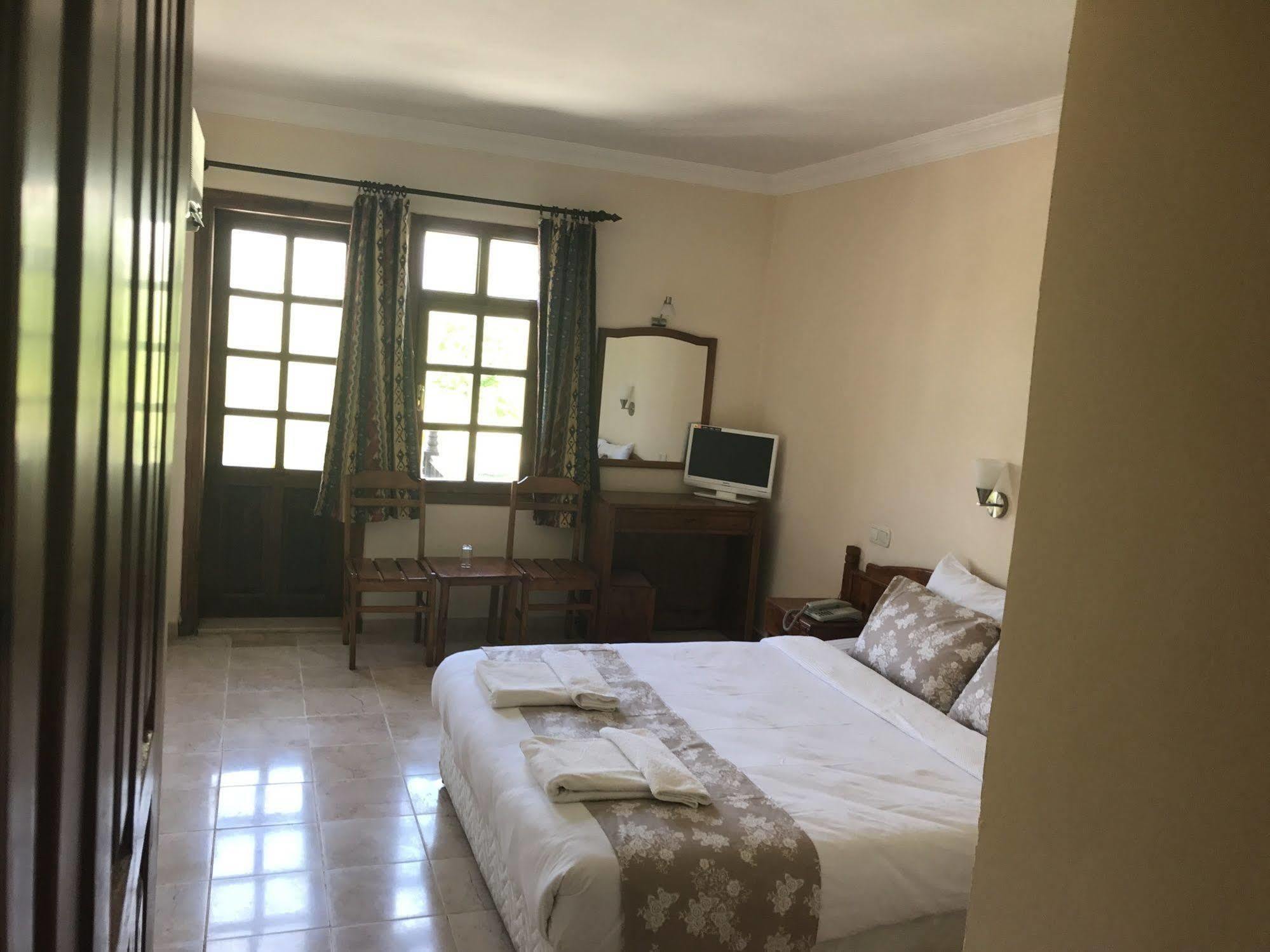 Kilim & Hotel