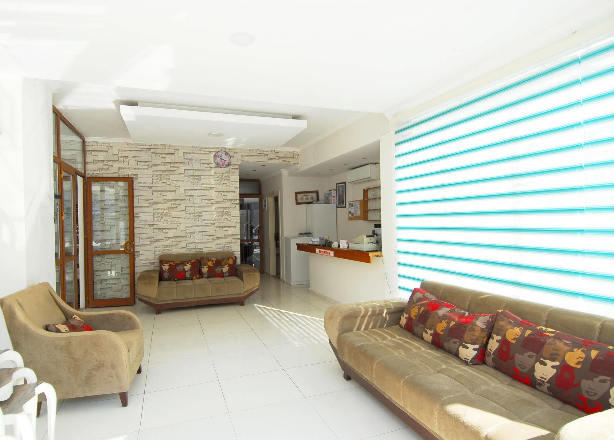 Otel Lidya