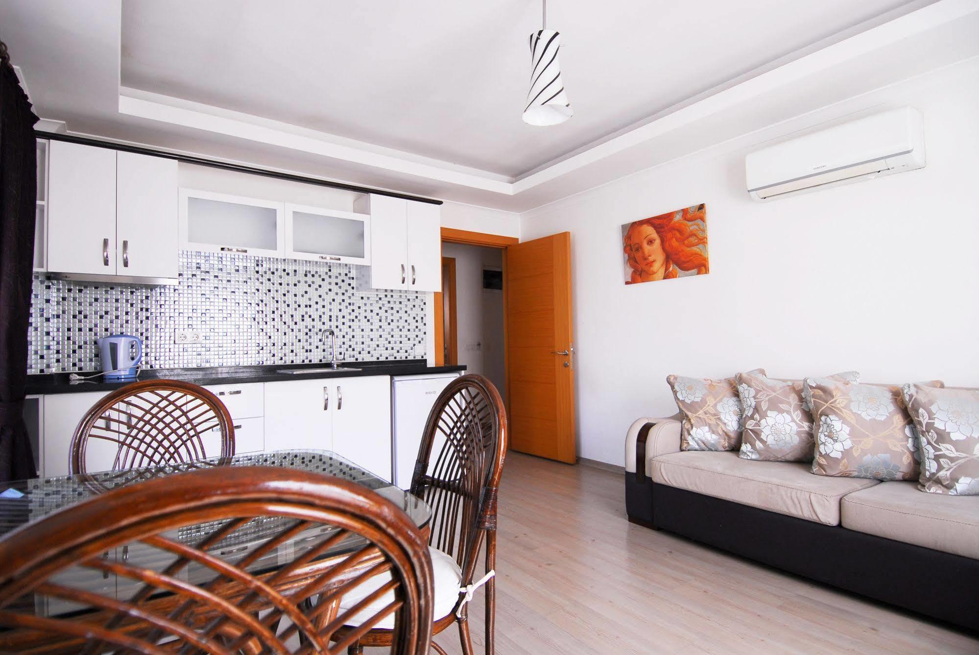 Lidya Otel
