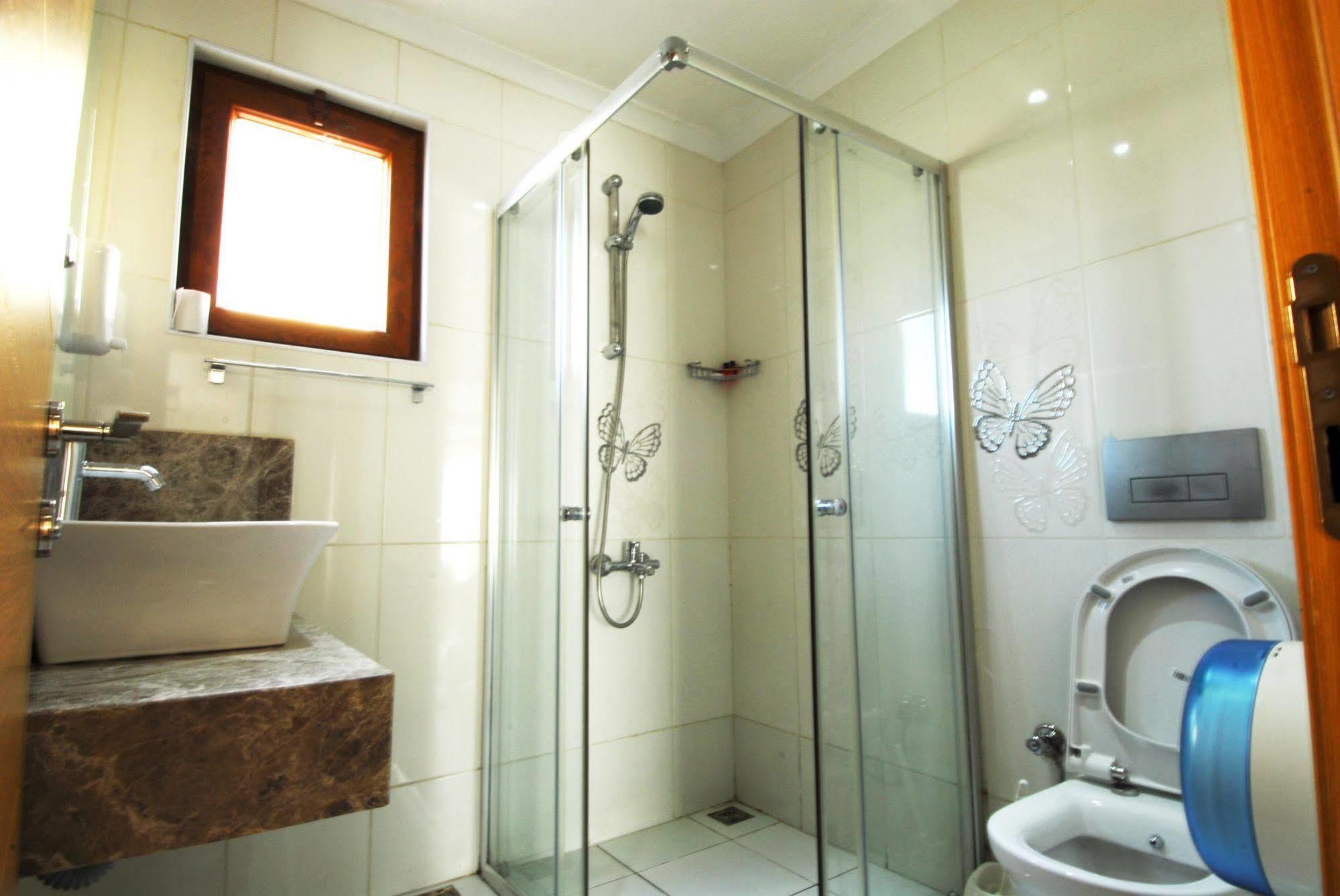 Lidya Otel