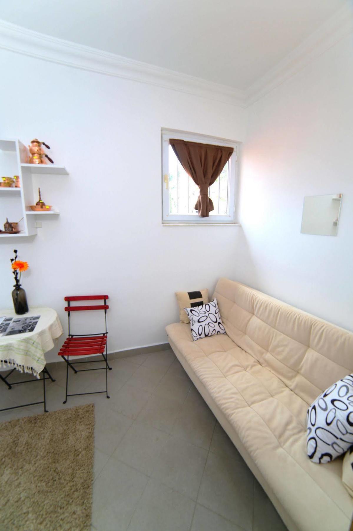 Hotel Downtown Fethiye Suites 2*