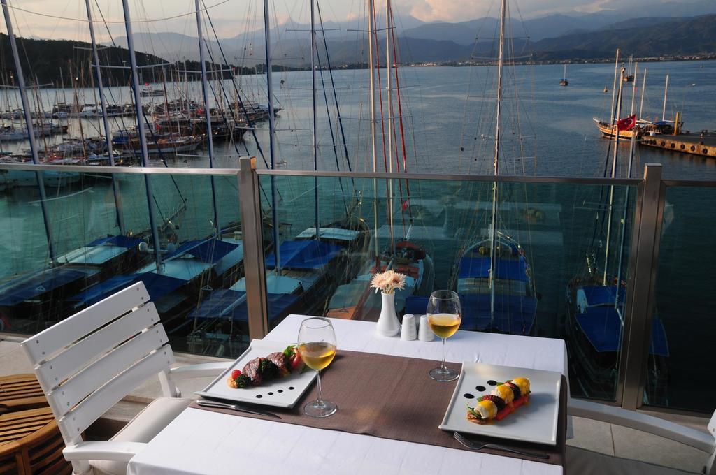 Alesta Yacht