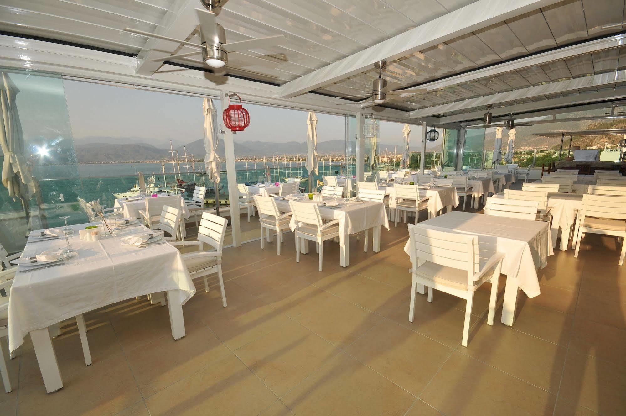 Alesta Yacht 4* Fethiye