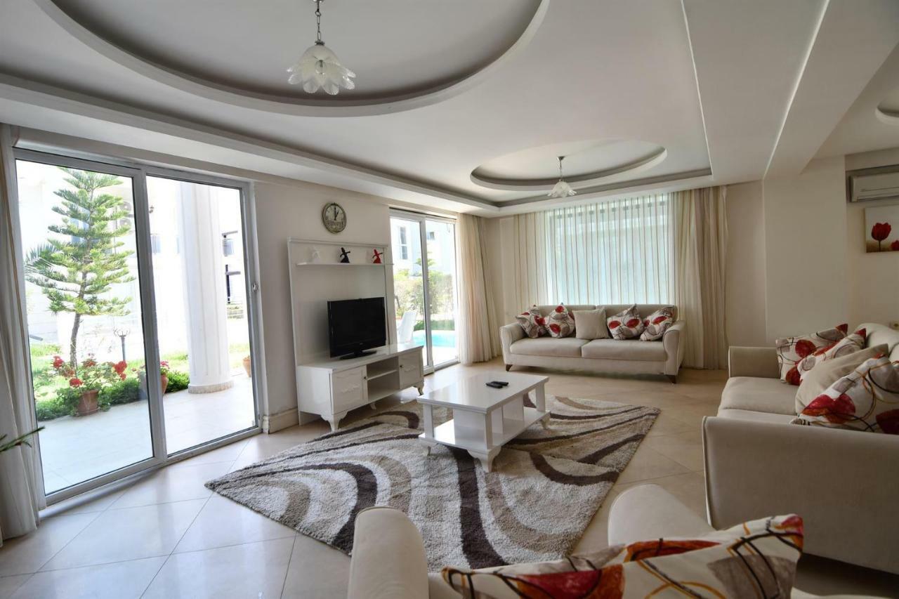 New Age Breeze Luxury Villa