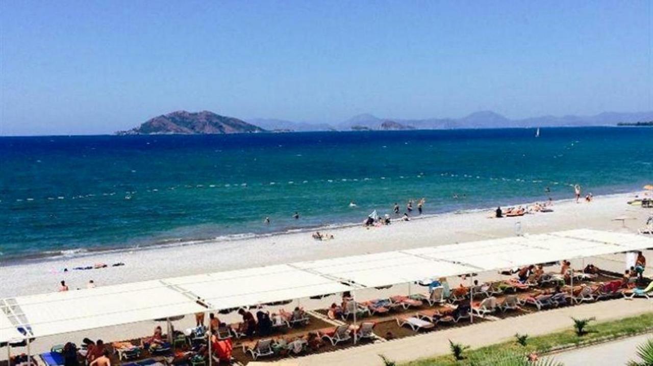 Pasam Beach & *
