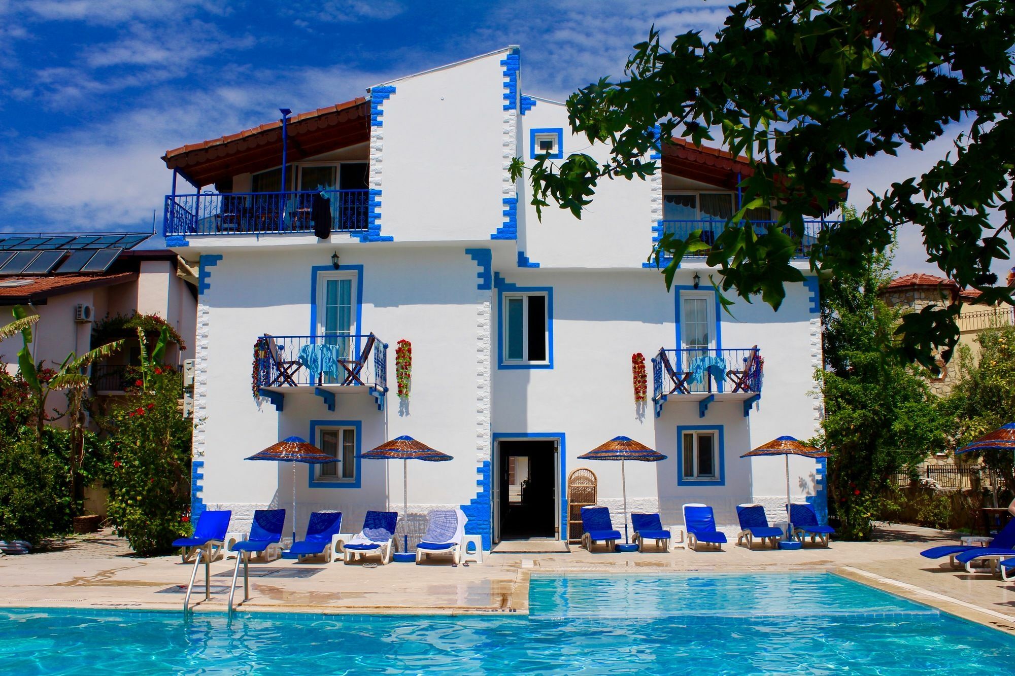 Dove Aparthotel