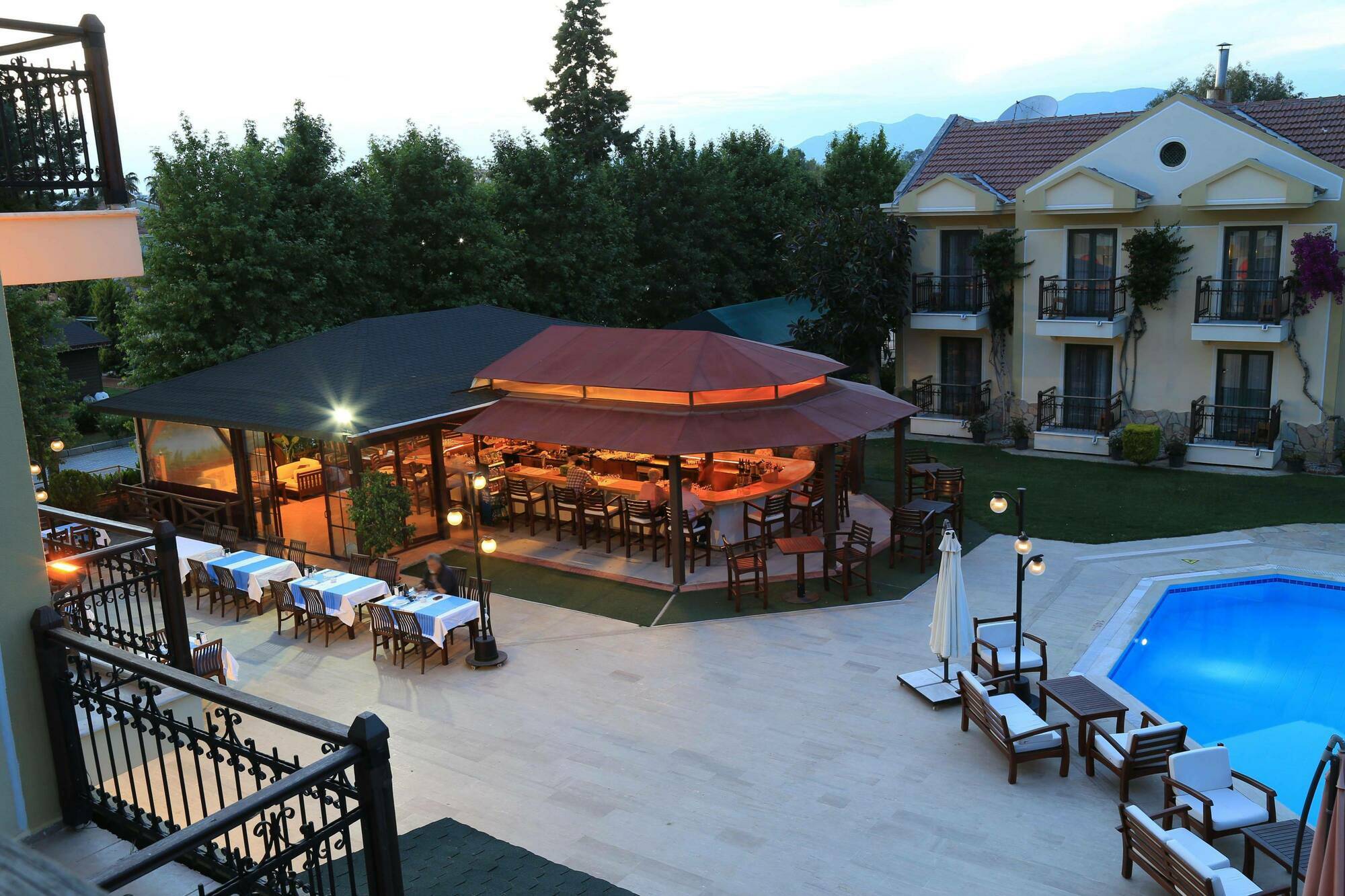 Harman Hotel 3*