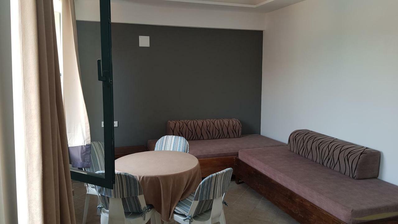 Poppy Aparthotel 2*